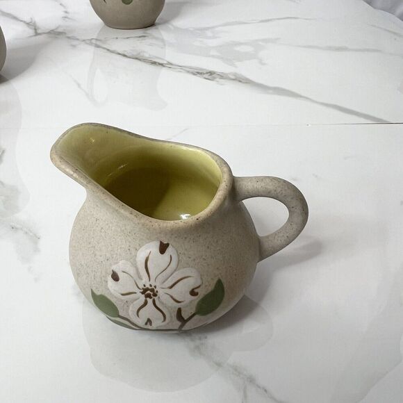 Pigeon Forge Magnolia Miniature Pottery 4 Piece Set - Picture 5 of 15